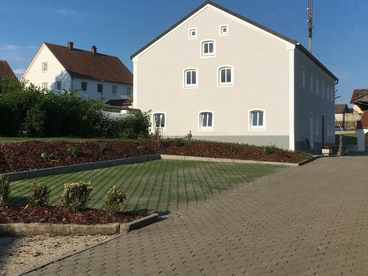 Ferienwohnung Zum Dorfwirt Riedenburg Kültér fotó